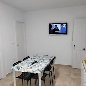 https://apartamentos-playa-holidays.es-andalucia.com